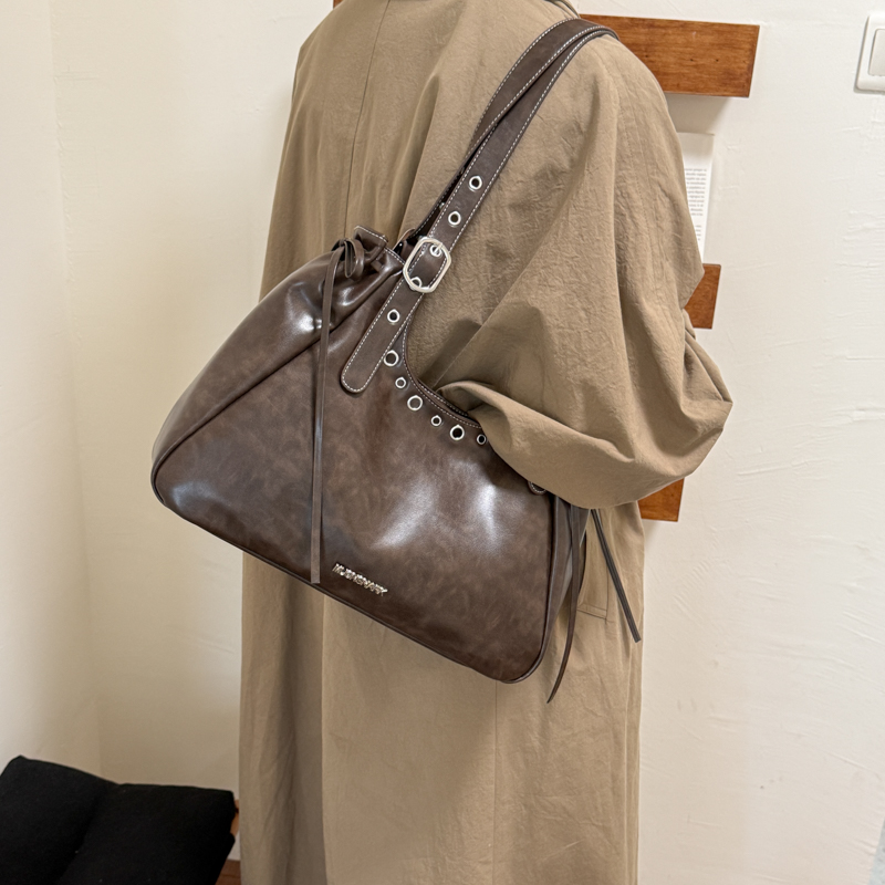 ヴィンテージスタイルの女性用アンダーアームショルダーバッグ  - Luxury Bags Vegan のレビューと価格