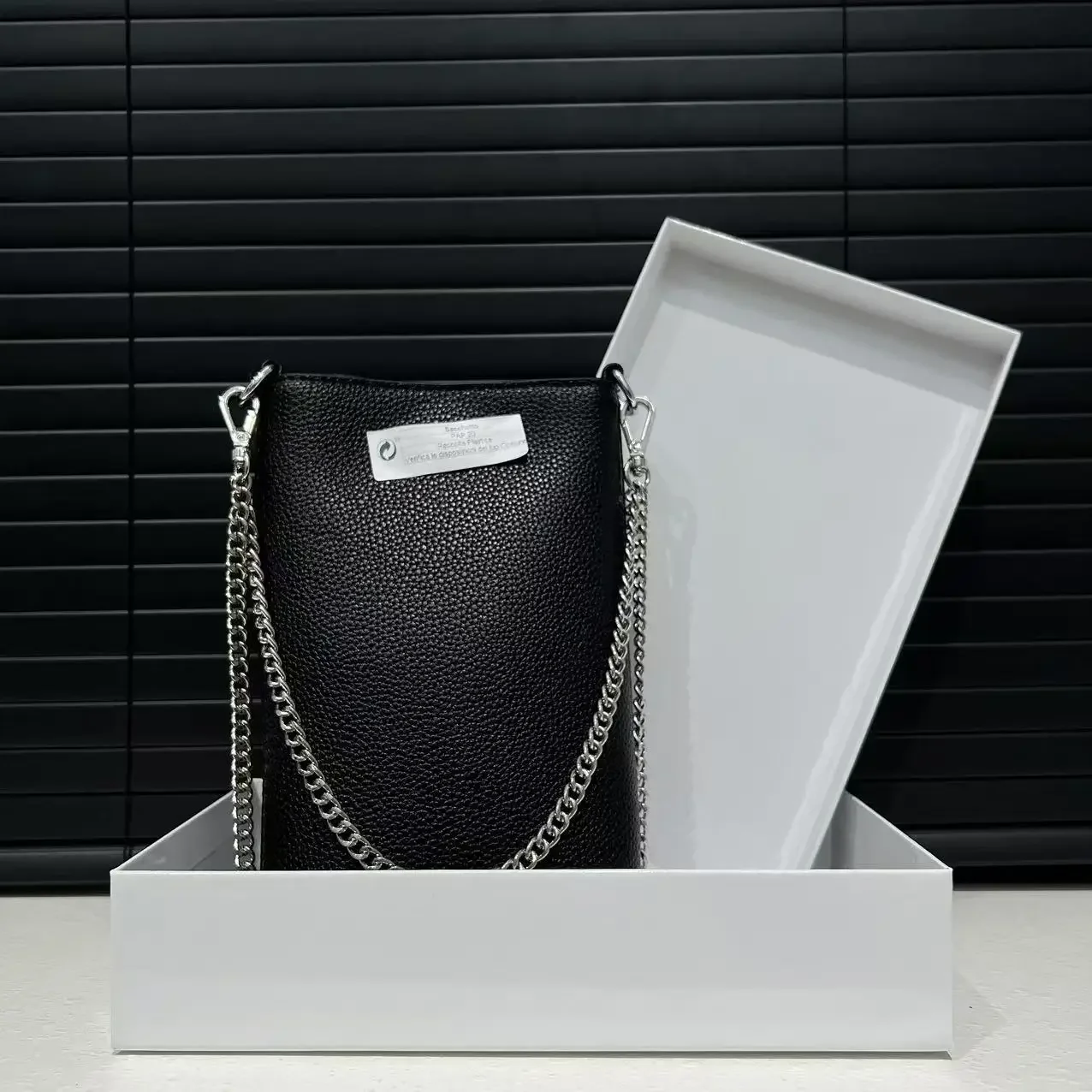 レディースのおしゃれなライトラグジュアリーデザインショルダー - Luxury Bags Youtube のレビューと価格