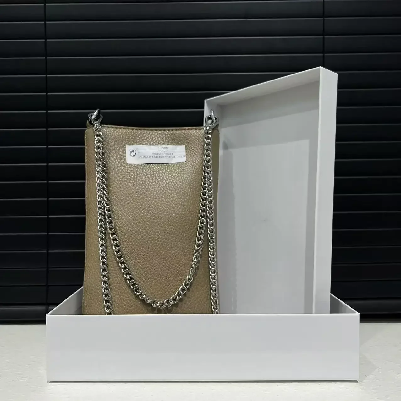 レディースのおしゃれなライトラグジュアリーデザインショルダー - Luxury Bags Youtube のレビューと価格