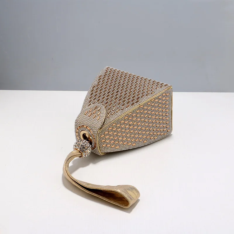 女性のためのラインストーン付きの豪華なイブニングバッグ,ピラ - Luxury Bags Pyramid のレビューと価格