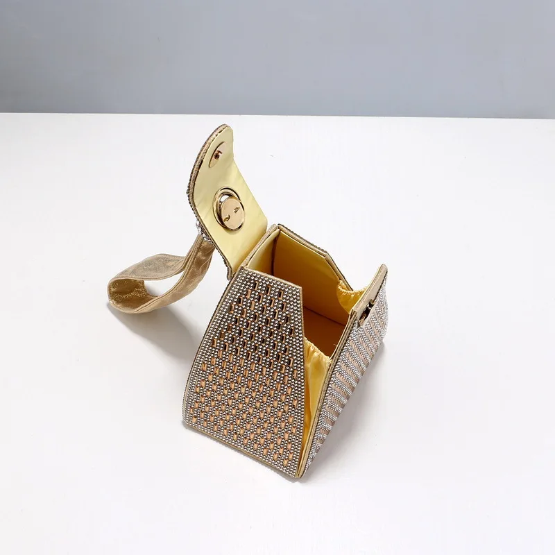 女性のためのラインストーン付きの豪華なイブニングバッグ,ピラ - Luxury Bags Pyramid のレビューと価格