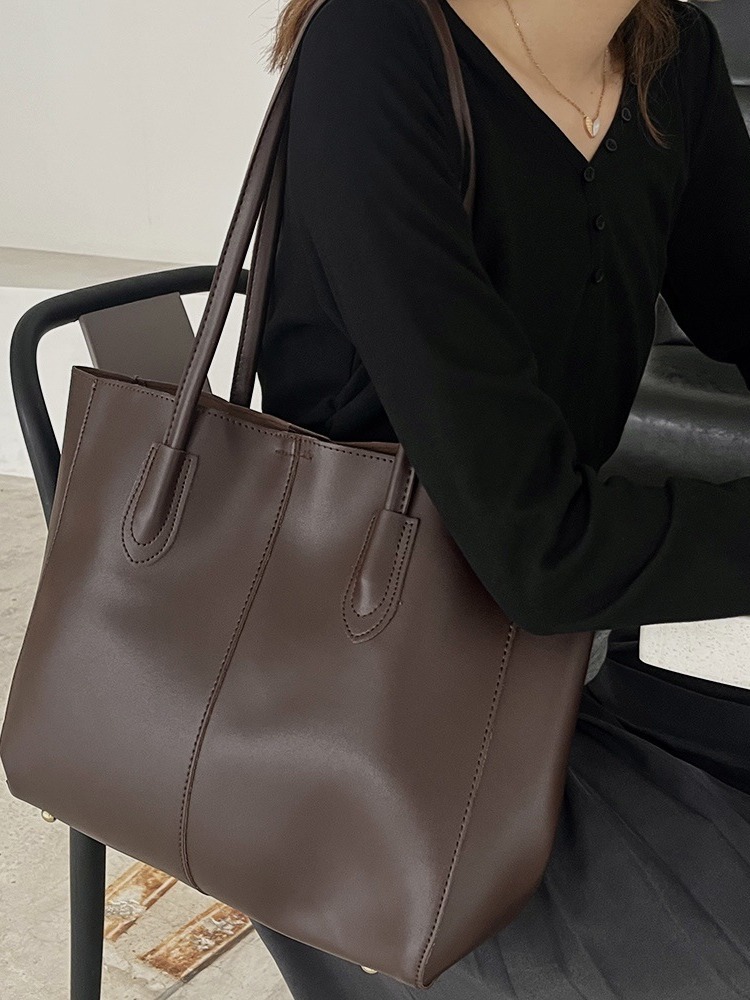 女性のための革のトートバッグ,良質,シンプル,大容量,正方形 - Luxury Bags Vendor のレビューと価格