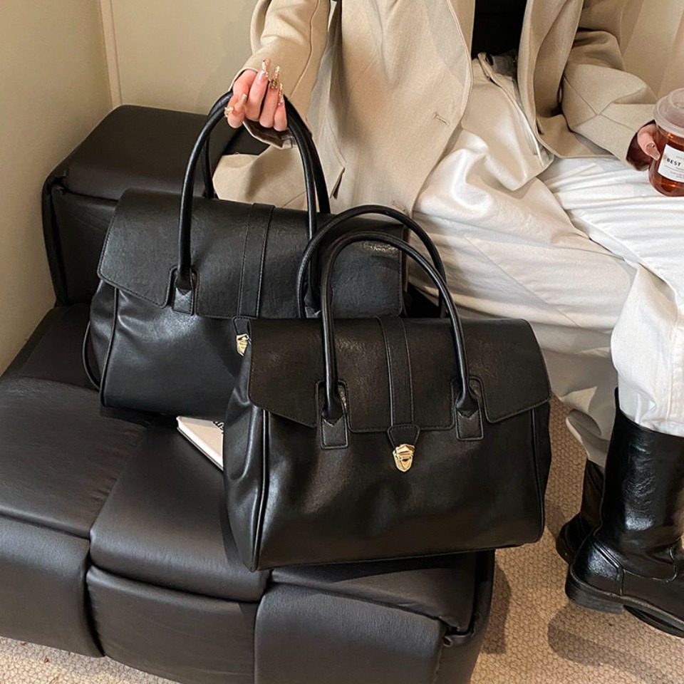 高級大容量ボストンバッグ レディース ショルダーバッグ クロ - Luxury Bags Vendor のレビューと価格