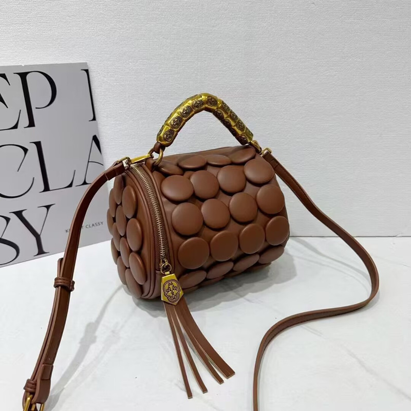 2025年新作デザイン レディース レトロボタン レザーハン - Luxury Bags Youtube のレビューと価格